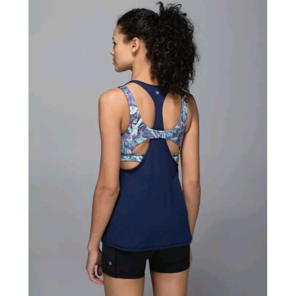 LULULEMON ALL SPORT SUPPORT TANK women 4 j7